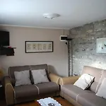 Сasa de vacaciones Casa Azon