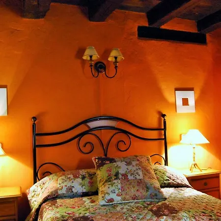 Nyaraló Casa Azon *